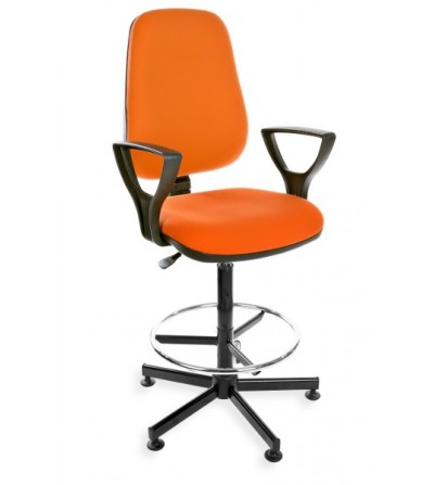 Podwyższane krzesło przemysłowe KomfortMax Desert z podnóżkiem i podłokietnikami, na stopkach (H + RING PD)
