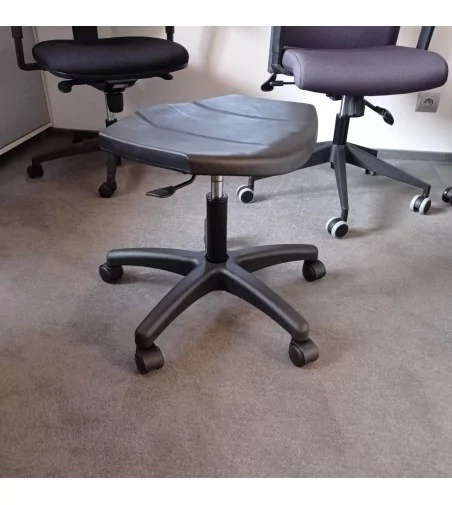 Taboret przemysłowy z pianki ACTIVE - na kółkach -  producent